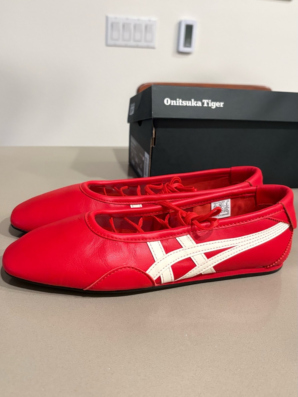 Onitsuka Tiger Red Gymnarina Ballet Flats - Picture 2 of 9